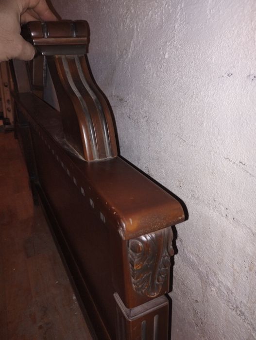 Дерев'яні бильця