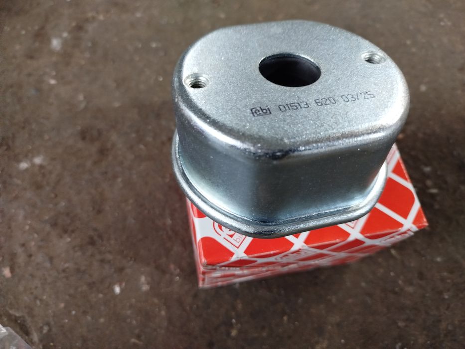 Опора двигателя Т-4