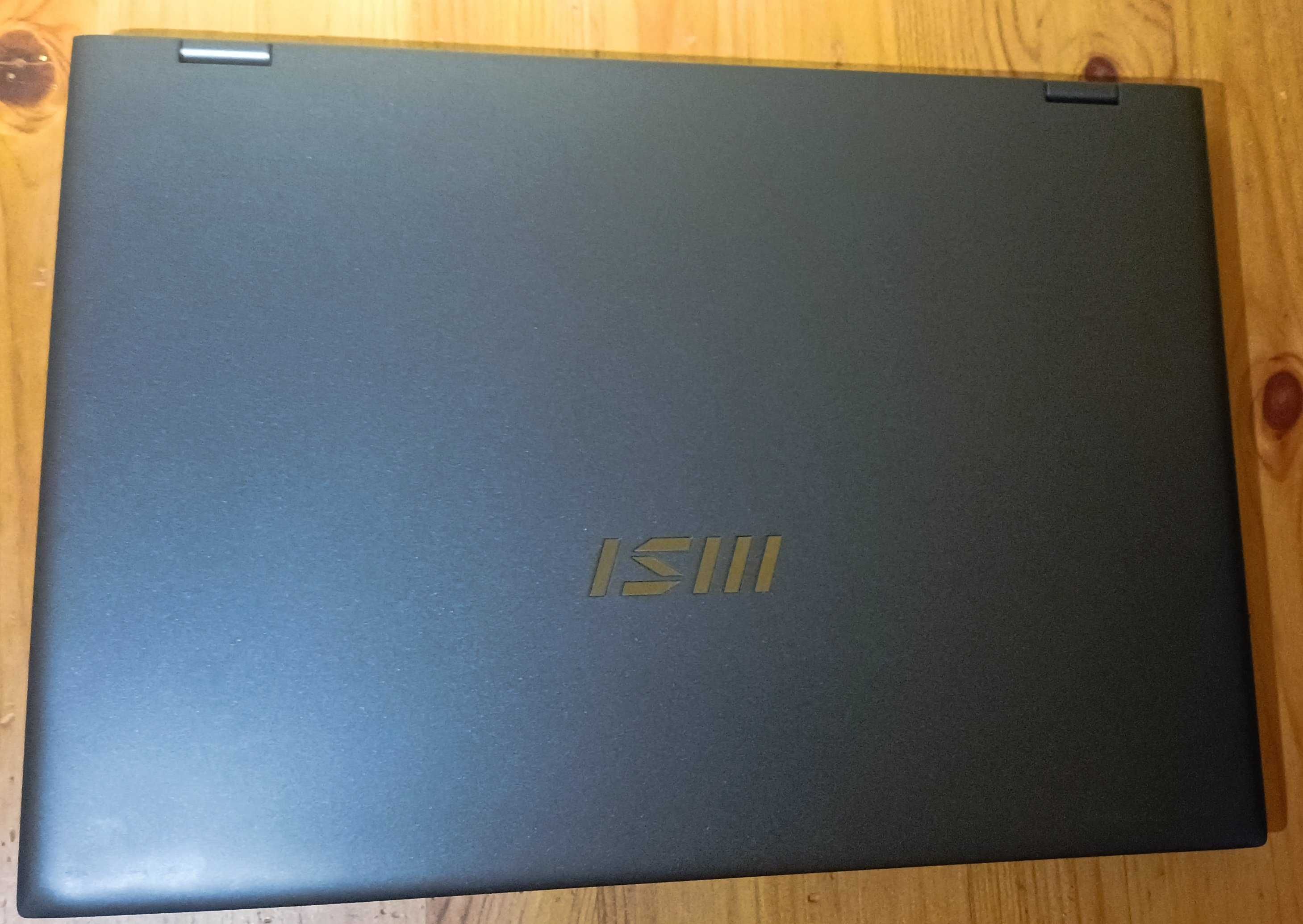 Laptop MSI Prestige 16 Ai Evo B1MG-060PL Ultra7/32GB/1TB/W11