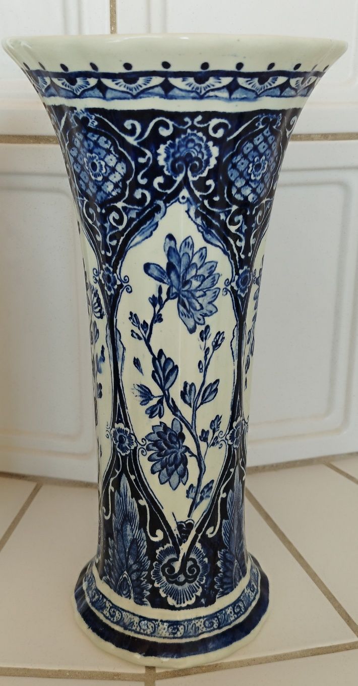 Wazon Porcelana Holenderska Delft Royal Sphinx Boch