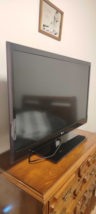 TV LG 42LW5500 42'