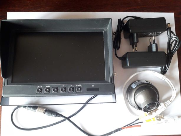 Продам недорого видеокамеру Oltec HDA-922d в комплекте с  монитором 8"