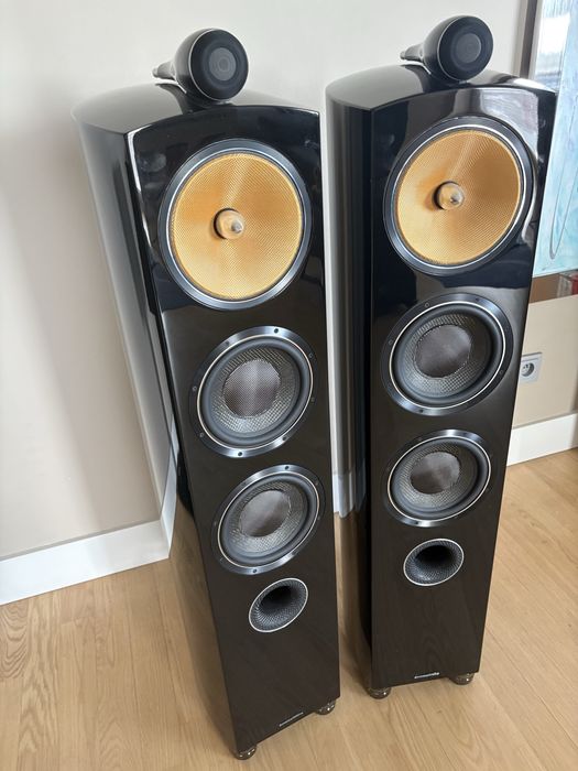 Bowers & Wilkins 804 D2 piano black