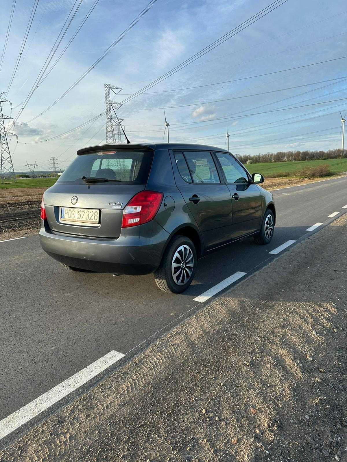 Skoda Fabia 1.2 htp mały przebieg!