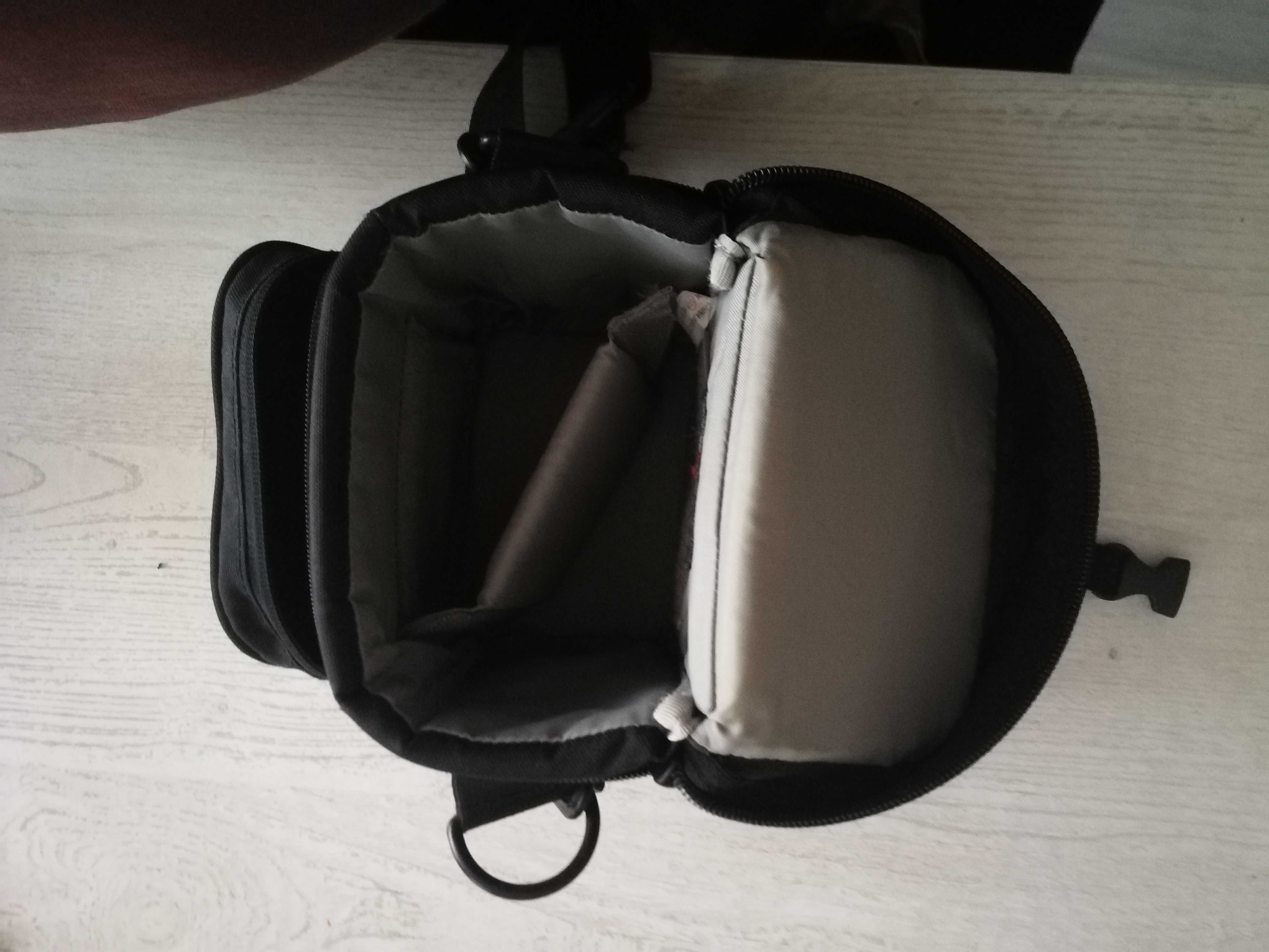 Pokrowiec na aparat Lowepro EX 120.