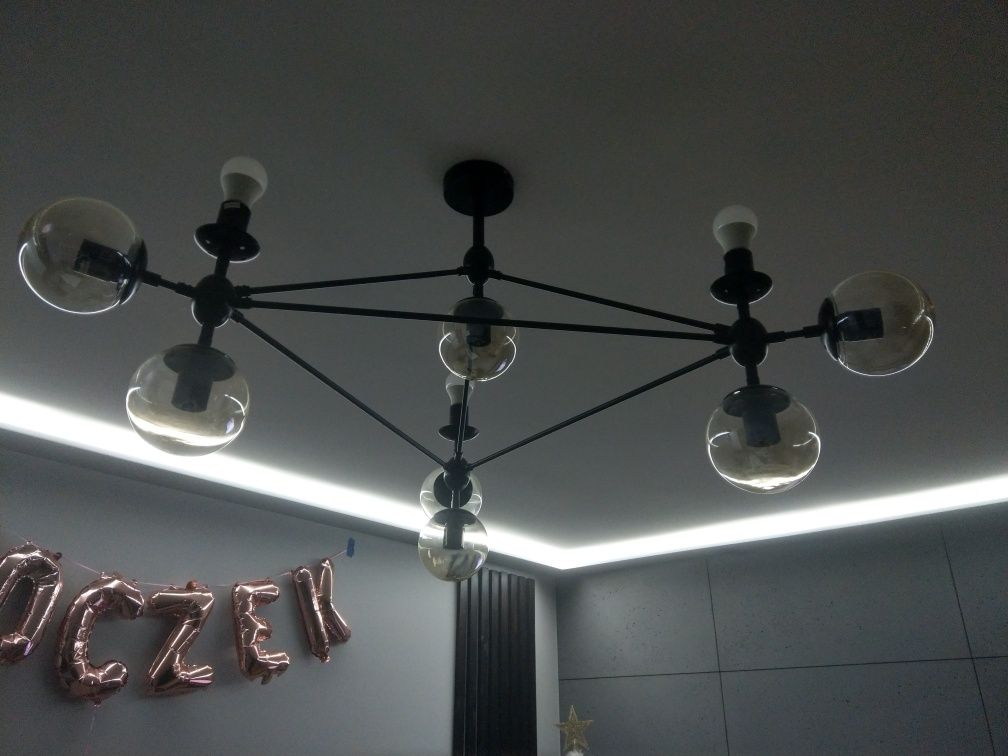 lampa czarna jak nowa