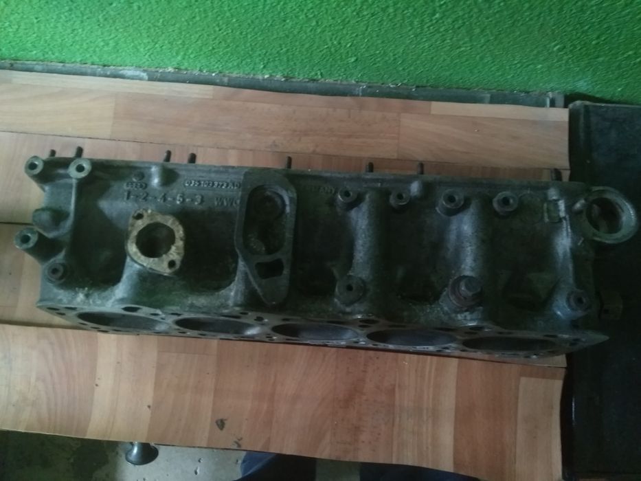 Продам ГБЦ Ауди 100