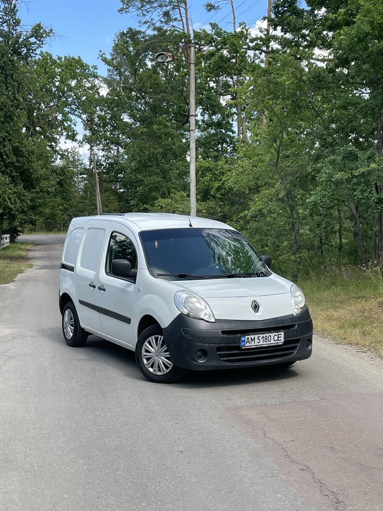 Продам Renault Kangoo 2012, в чудовому стані!!