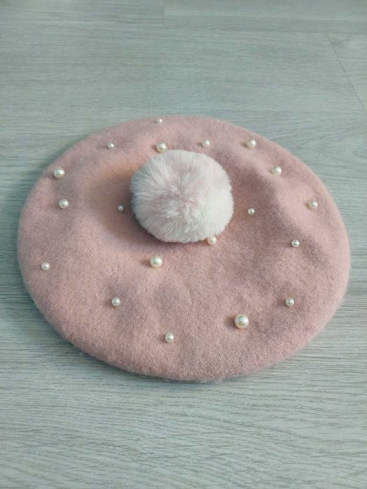 Beret damski z pomponem cleve pudrowy róż wełna