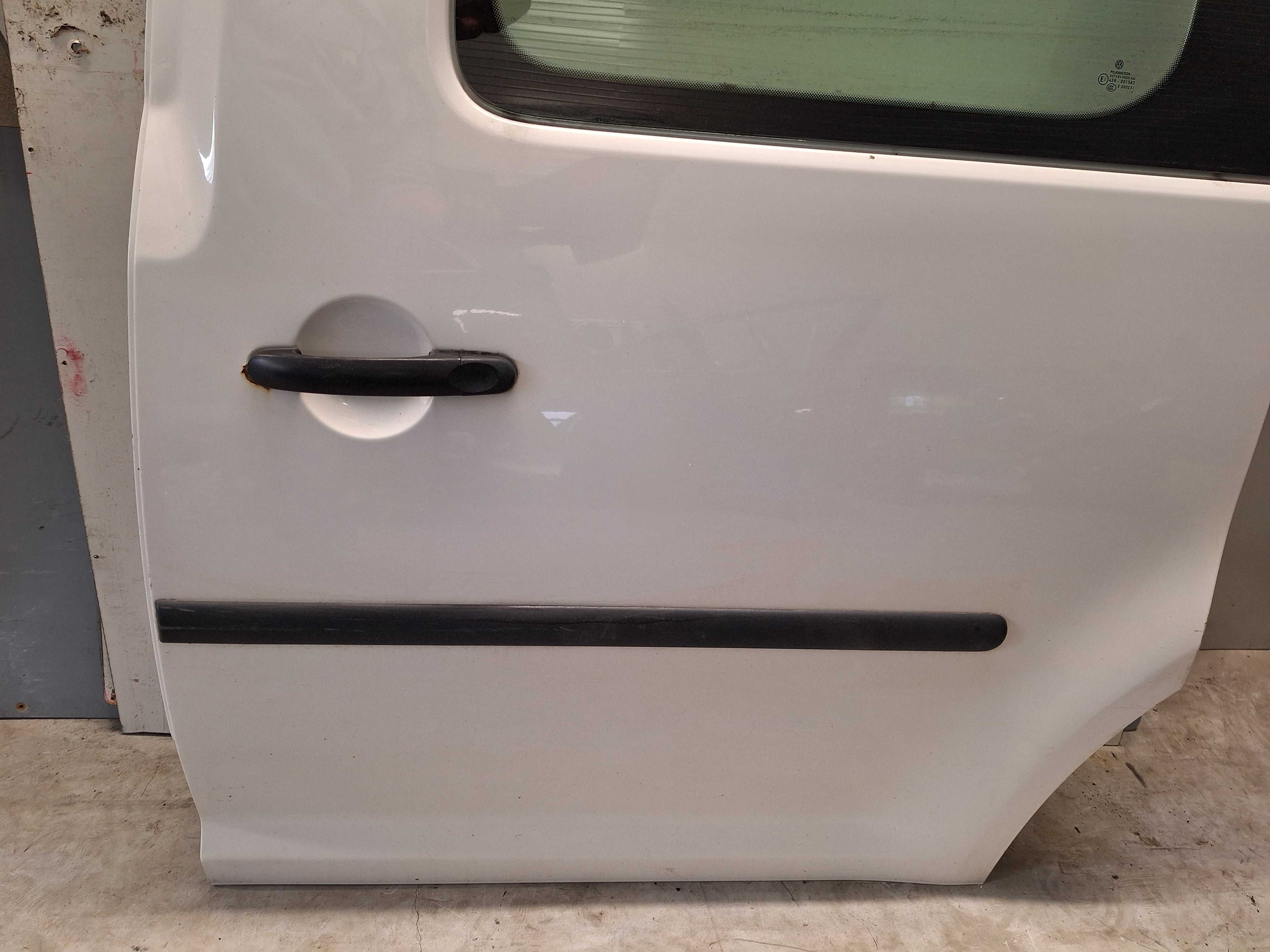 Drzwi przesuwne lewe vw caddy 04-15r