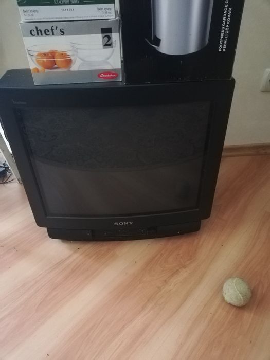 Рабочий телевизор на забчасти