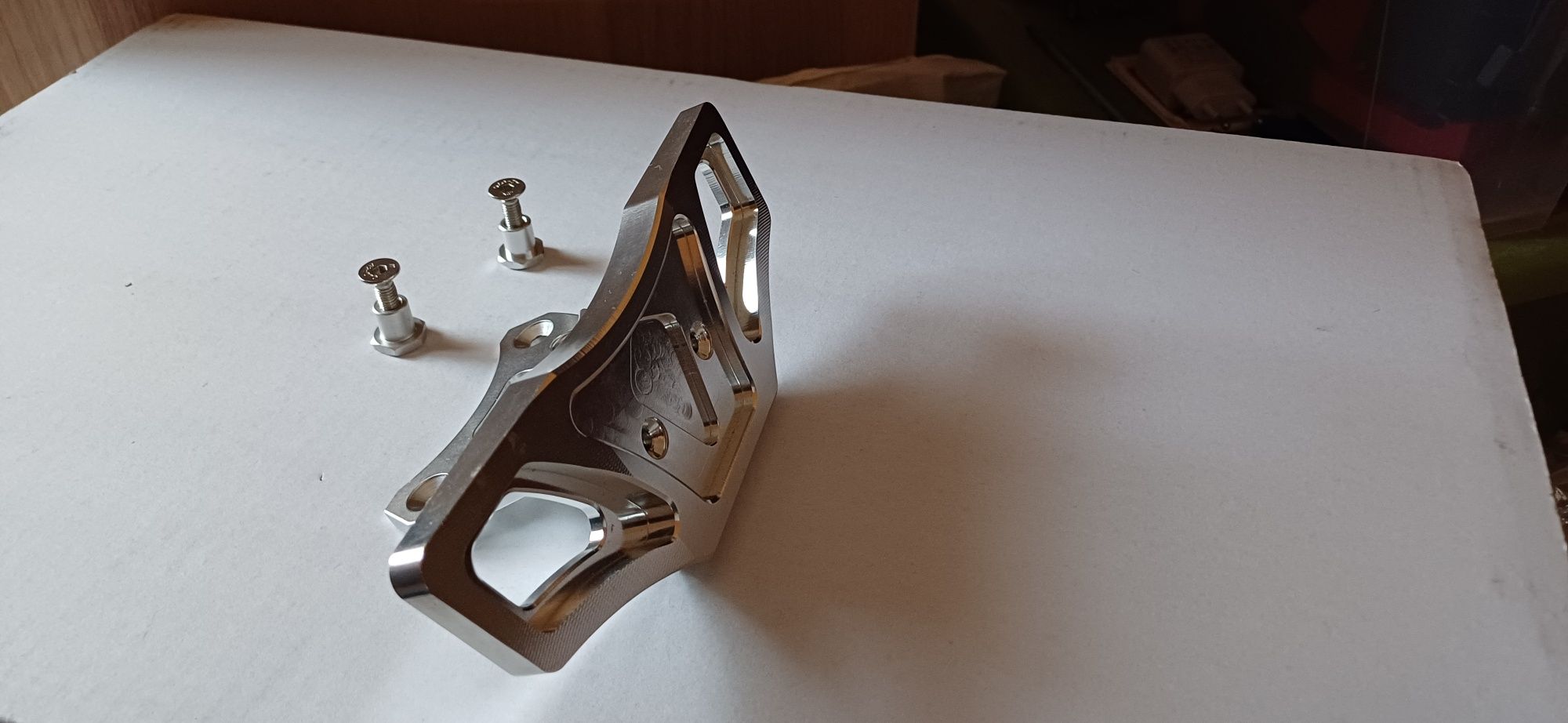 Przedni aluminiowy zderzak do Baja 5b Rovan HPI..