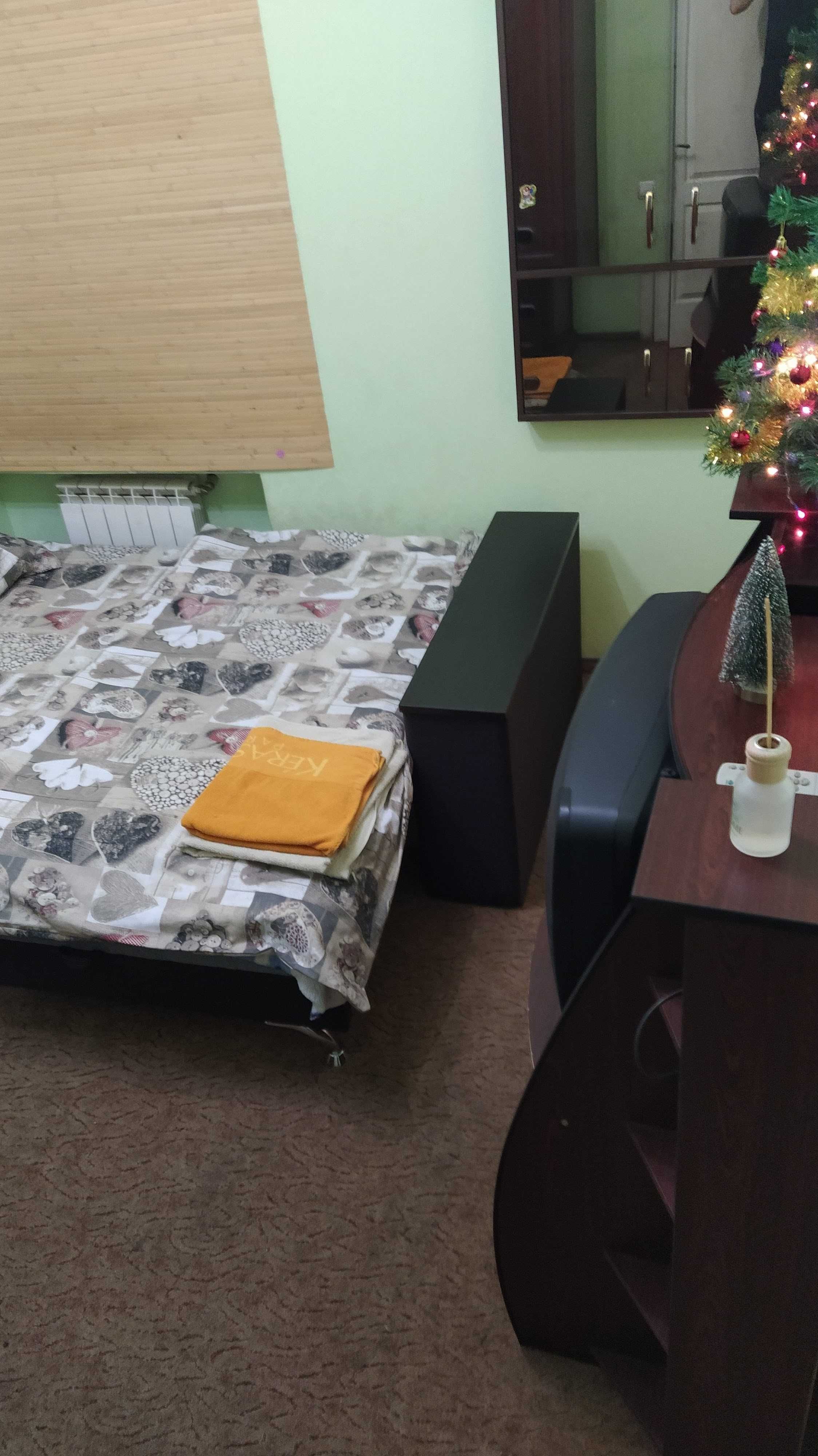 Оренда  подобово 2-х кімнатна квартира з конд-м.Кропивницький. Центр.