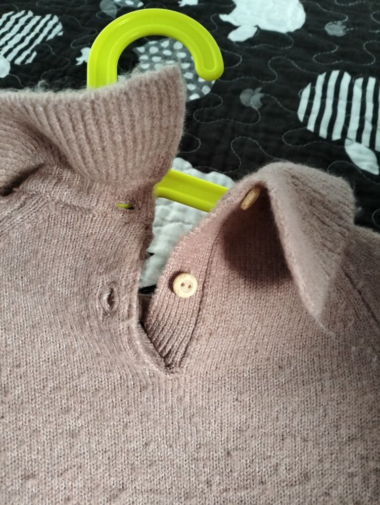 H&M śliczna sukienka, pudrowy róż, sweterkowa, mieniąca,r. 92/104