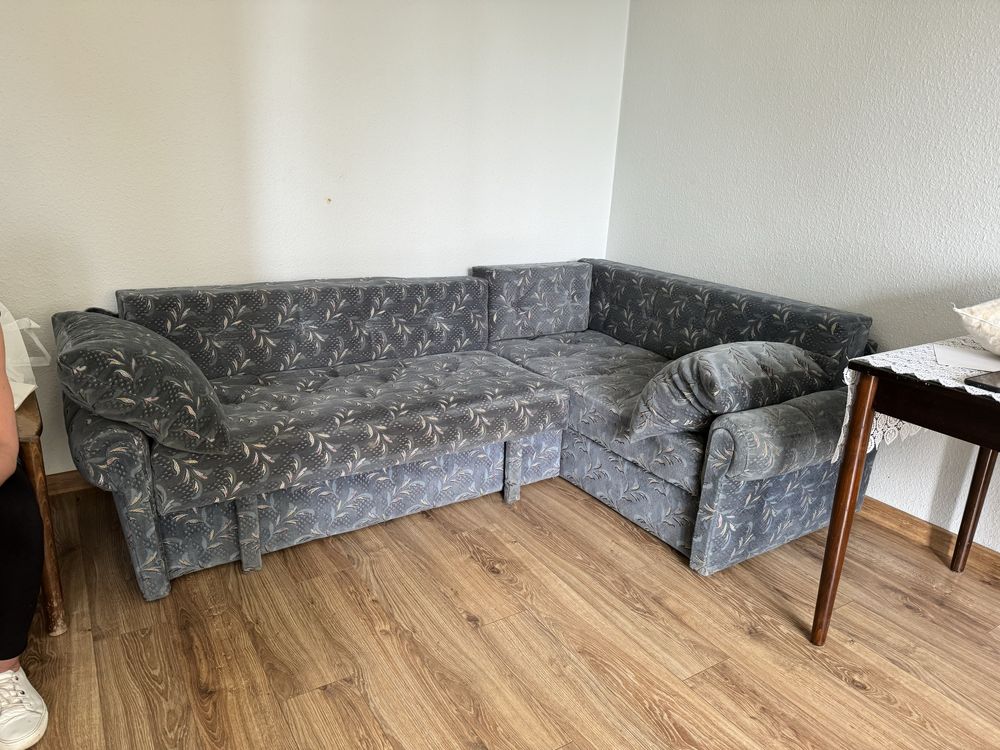 Kanapa rozkaldana sofa naroznik z pojemnikiem