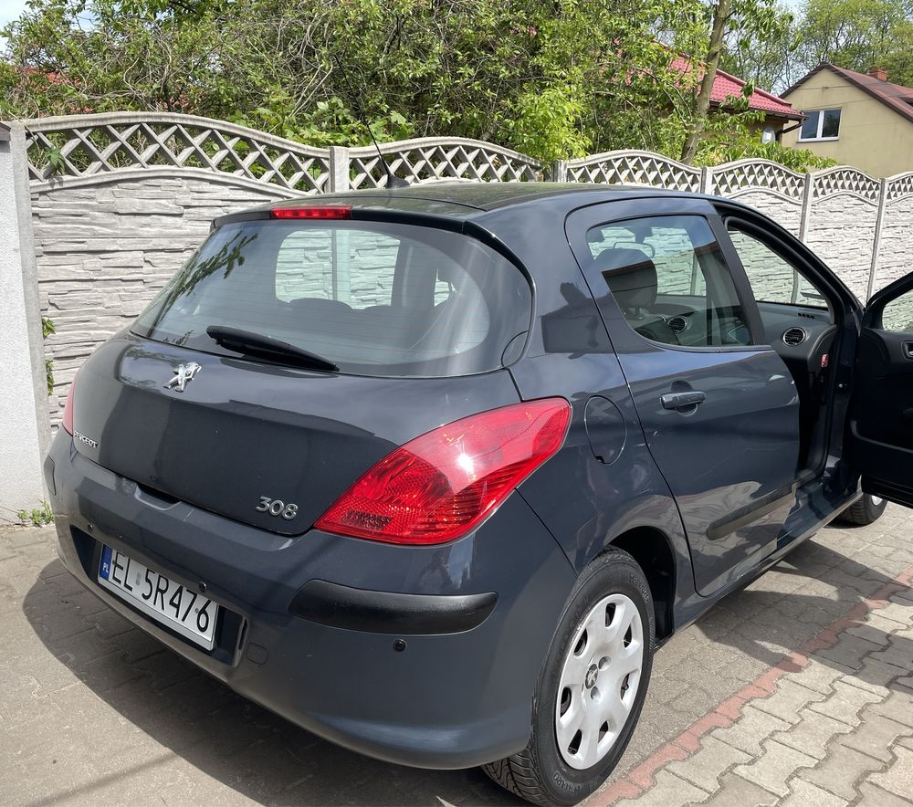 Peugeot 308 1.6 2008 rok