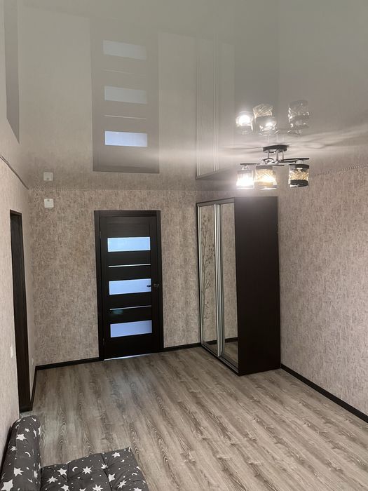 Срочно Продам 2 комнатную квартиру с ремонтом