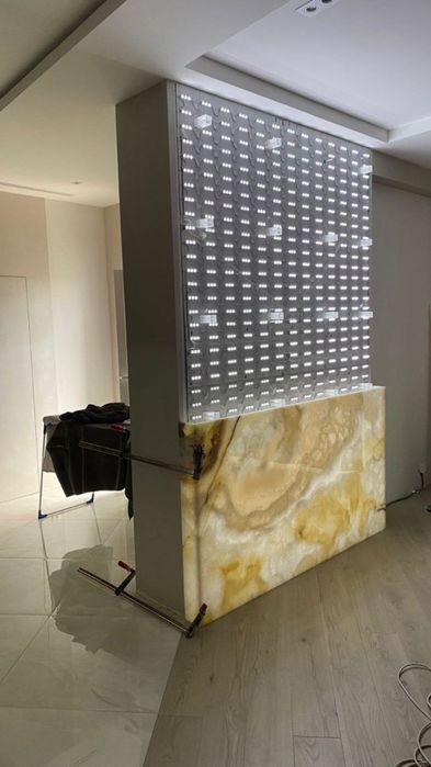 Онікс, мармур, Травертин