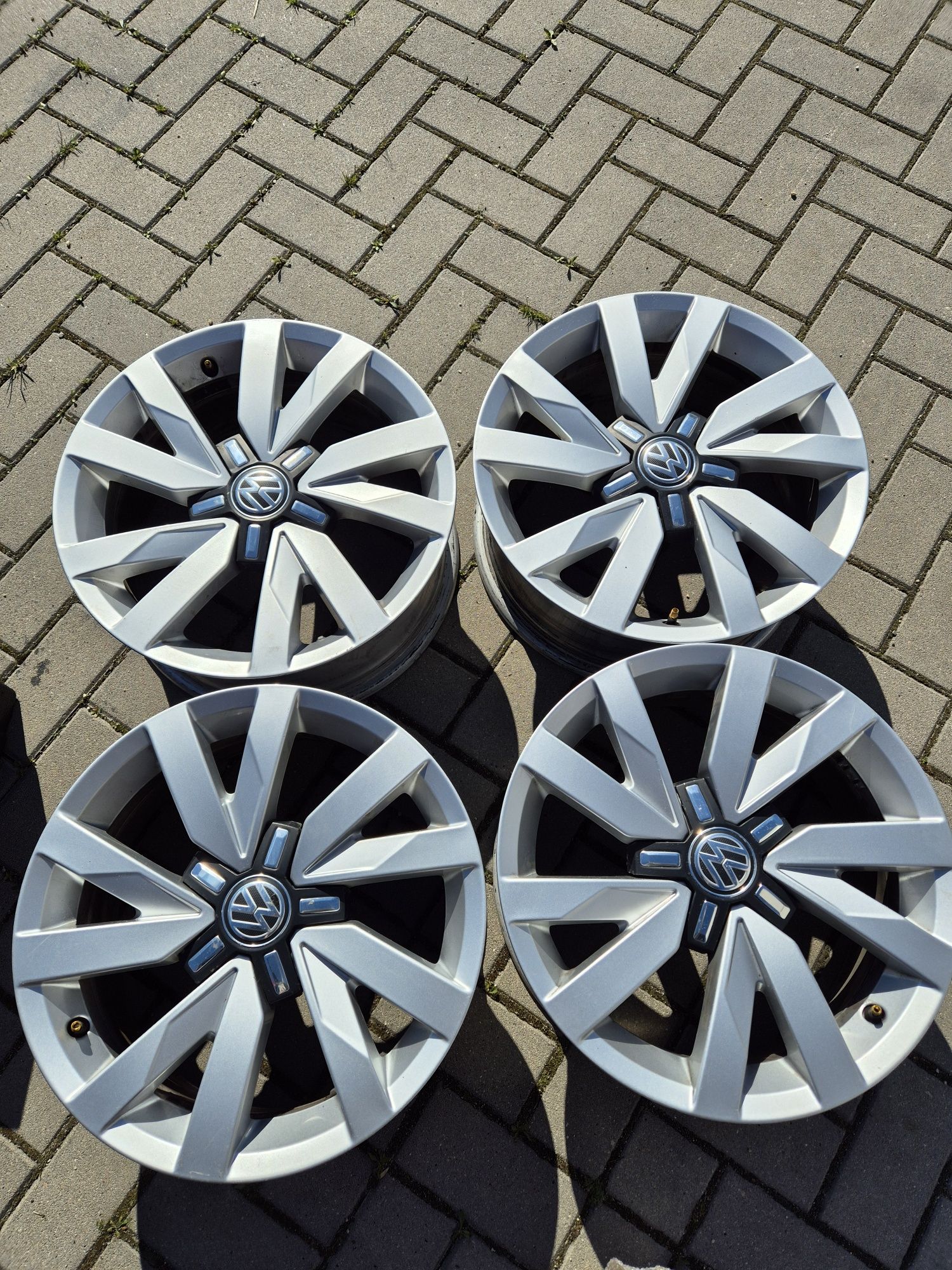 5/112/R16 Felgi VW Passat B8
