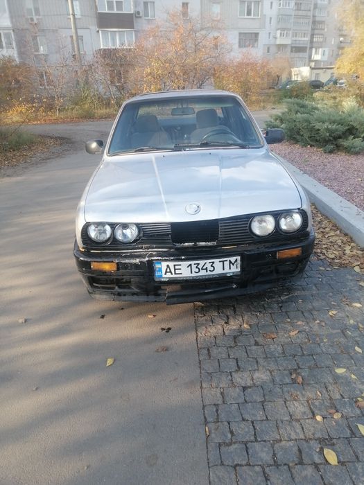 Продам бмв е30 на газу