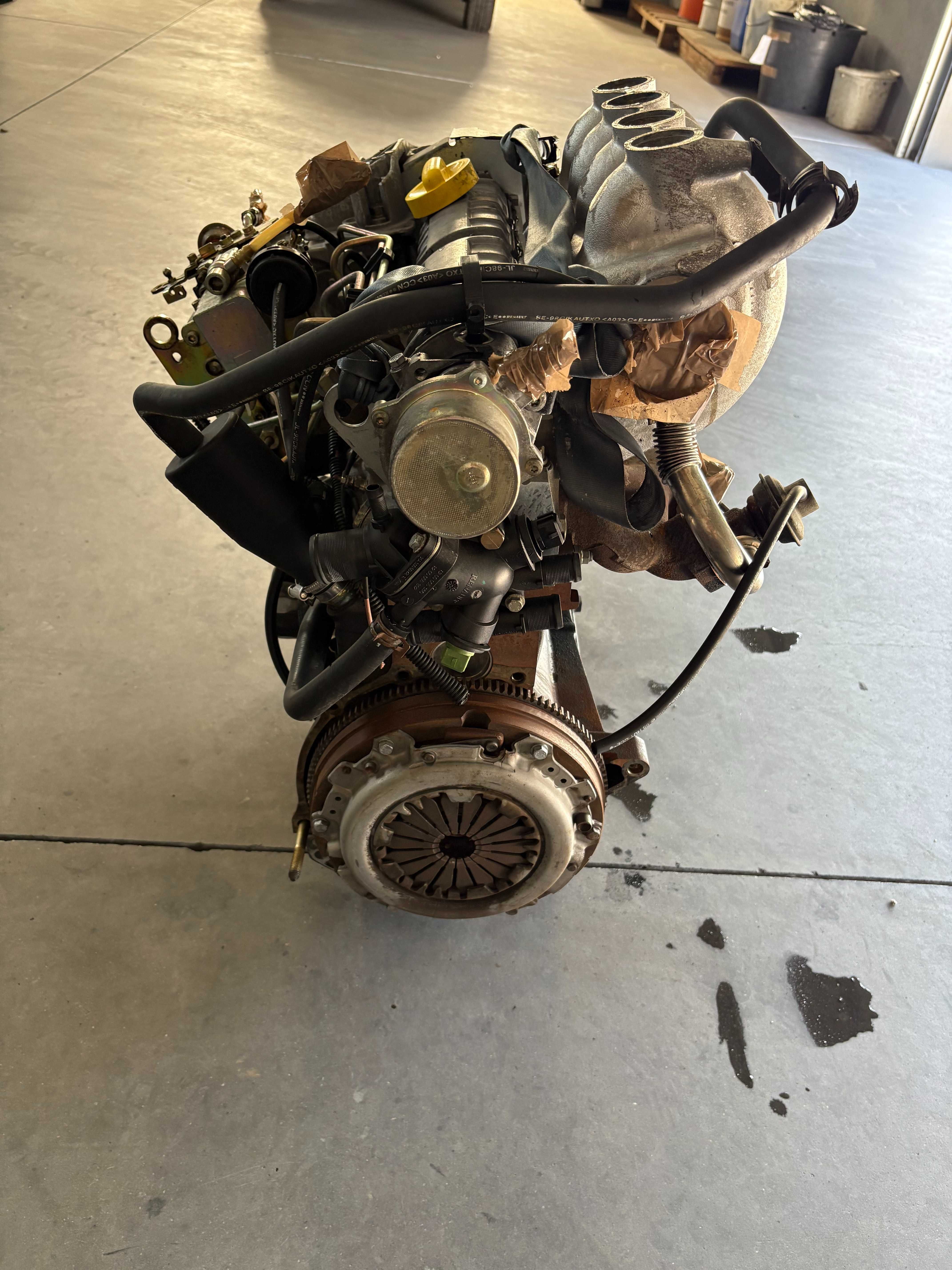 Motor Renault 1.9D Ref: F8Q 624 (Carter Alumínio)