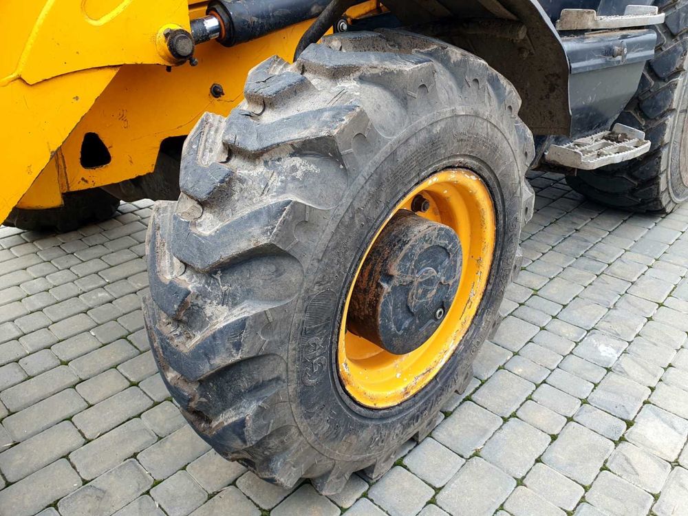 Продам jcb 3cx