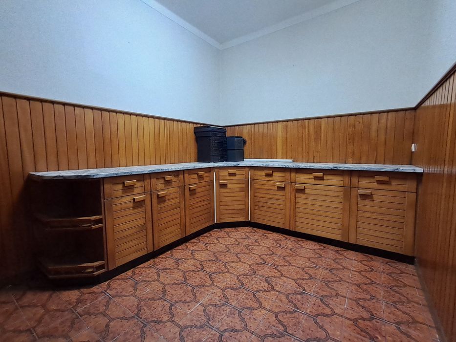 DESCEU!!    Moradia T4+ em Azurara - inúmeras possibilidades