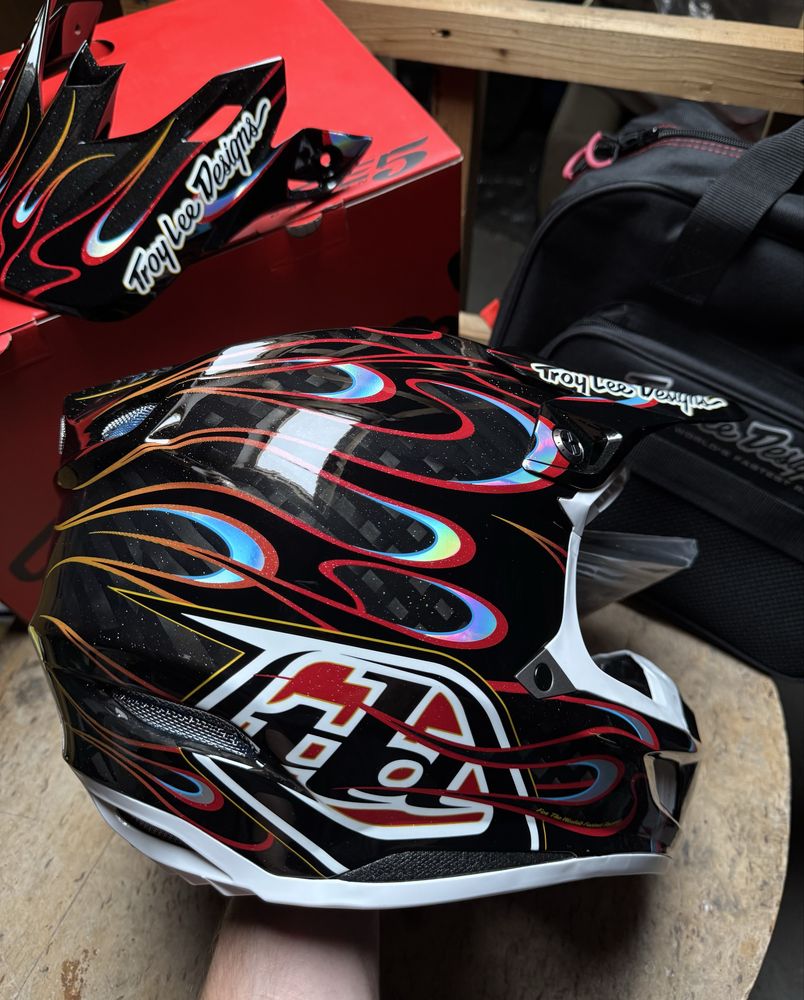 Kask Troy Lee Designs SE5 Carbon Torched nowy S lub M lub L airoh