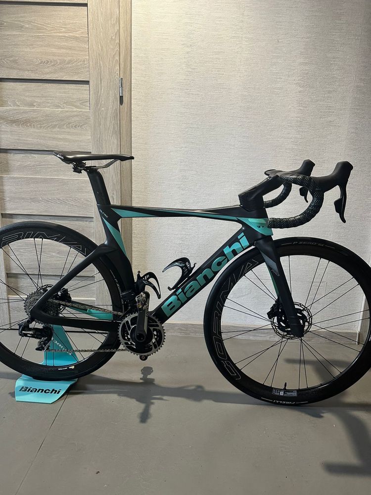 Bianchi oltre Pro