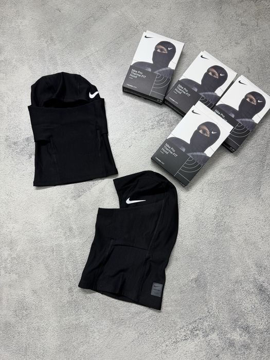 Балаклава Nike Swoosh