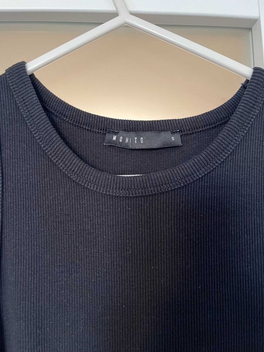 Sukienka czarna letnia Mohito