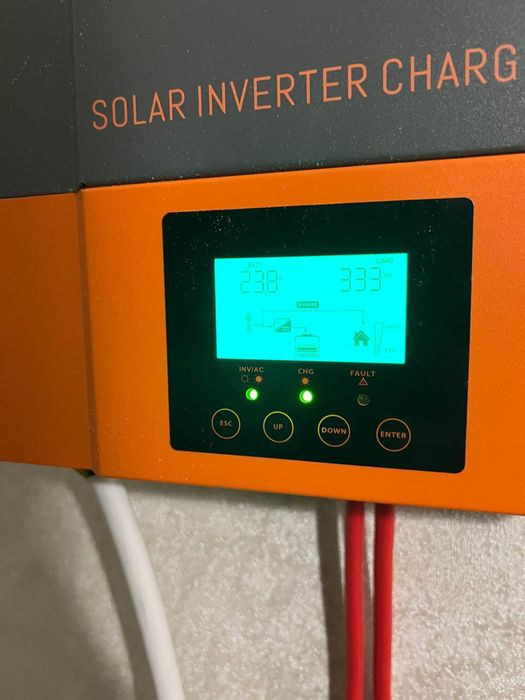 Інвертор гібридний з акумулятором