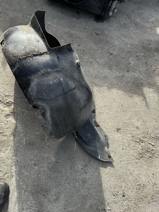 Nadkole Caddy III Przód prawe