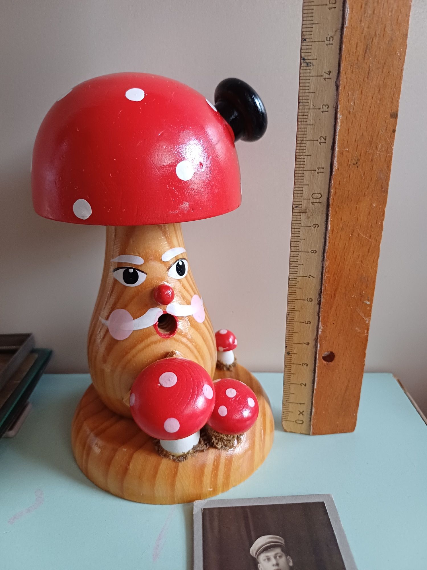 Palacz grzybek muchomorek drewniany muchomor grzyb figurka stara