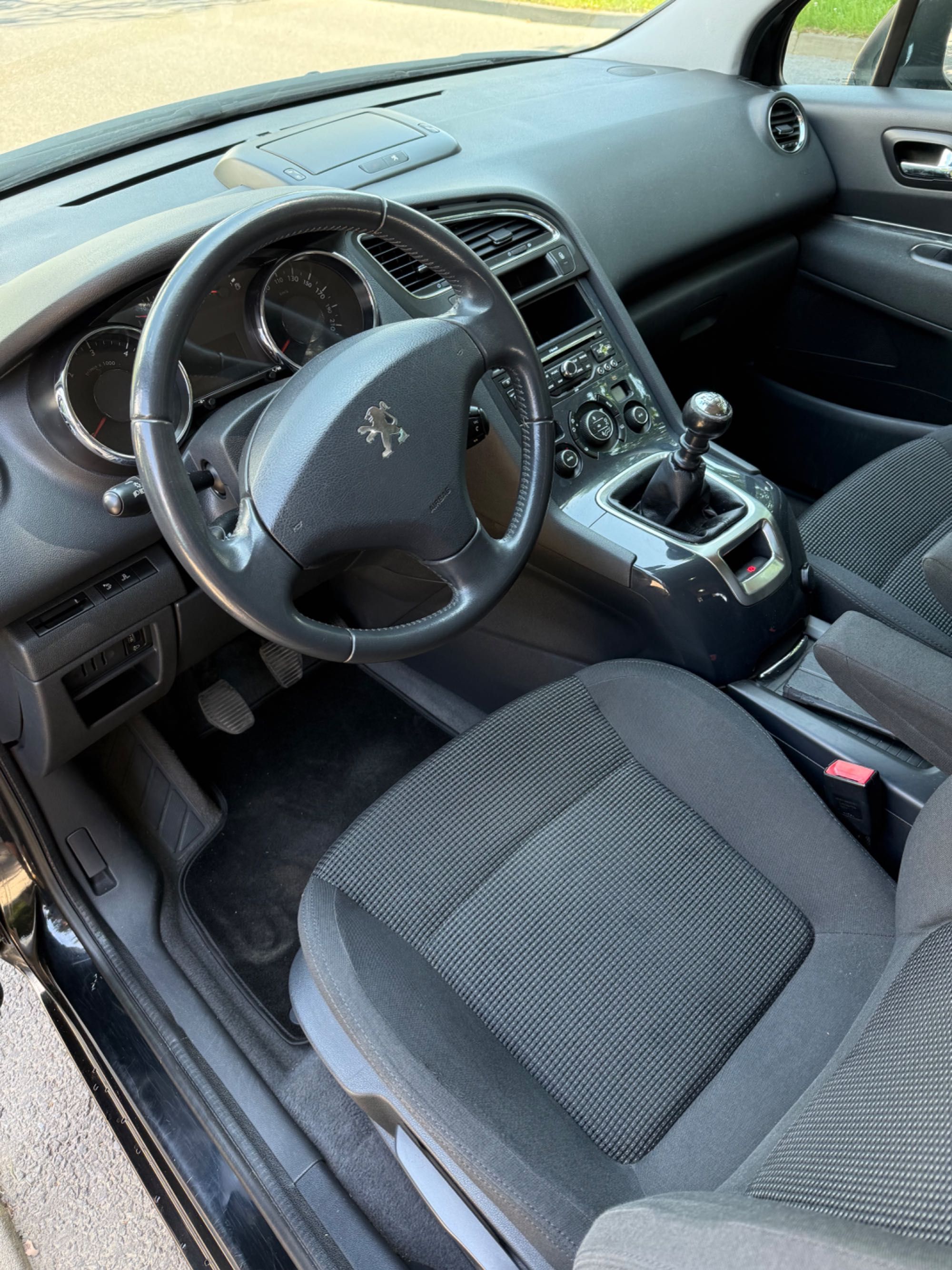 Peugeot 5008 2.0 HDI 150 KM Urlop do 5.08.25