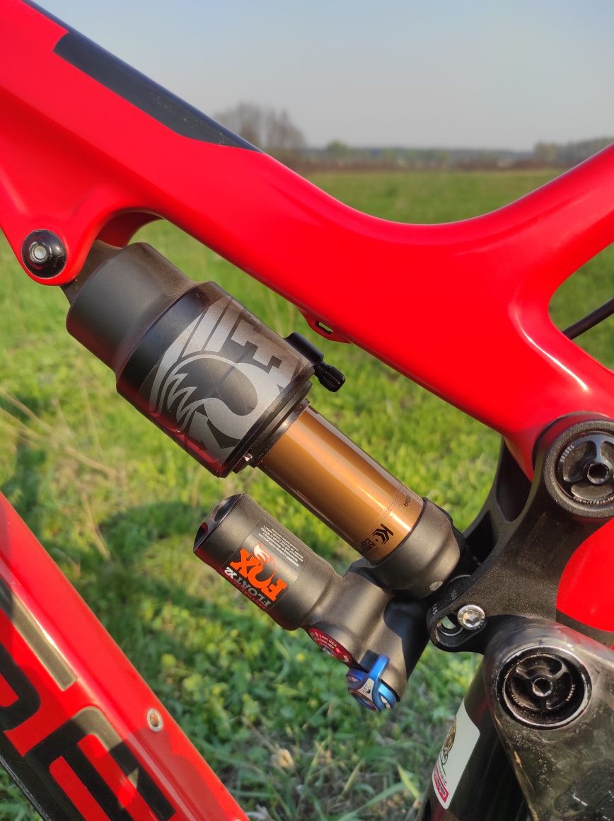 Intense tracer t275 carbon