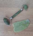 Zestaw do masażu twarzy - roller oraz gua sha