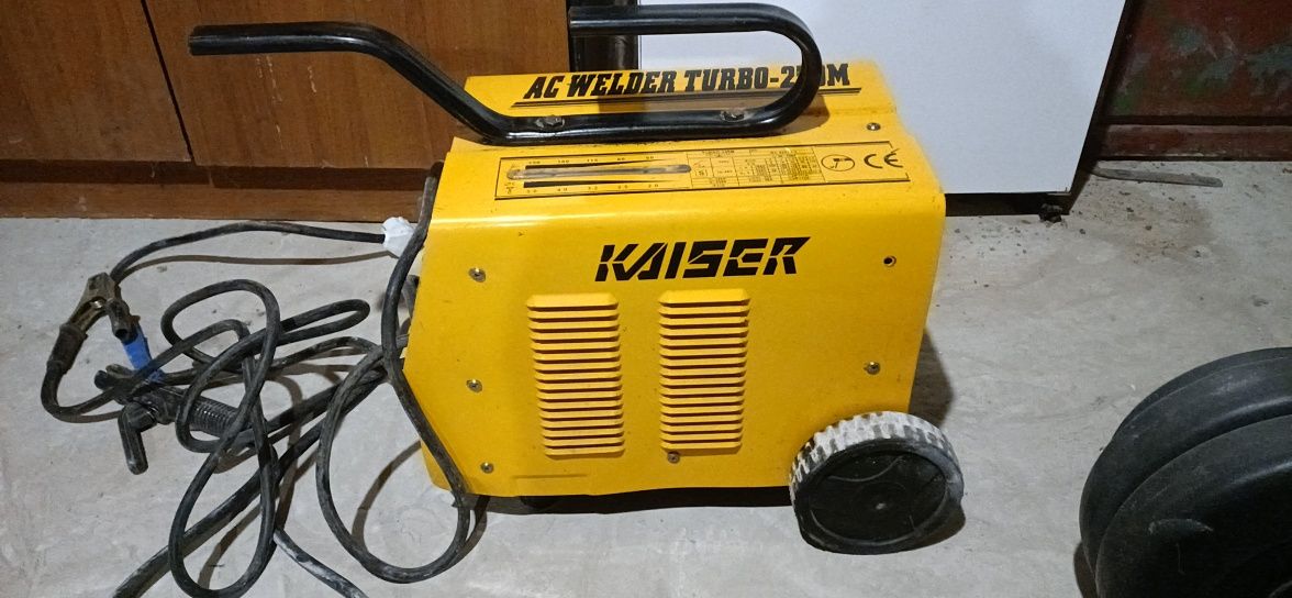 Продаю Сварочный аппарат Kaiser kaiser Welding Turbo-250M