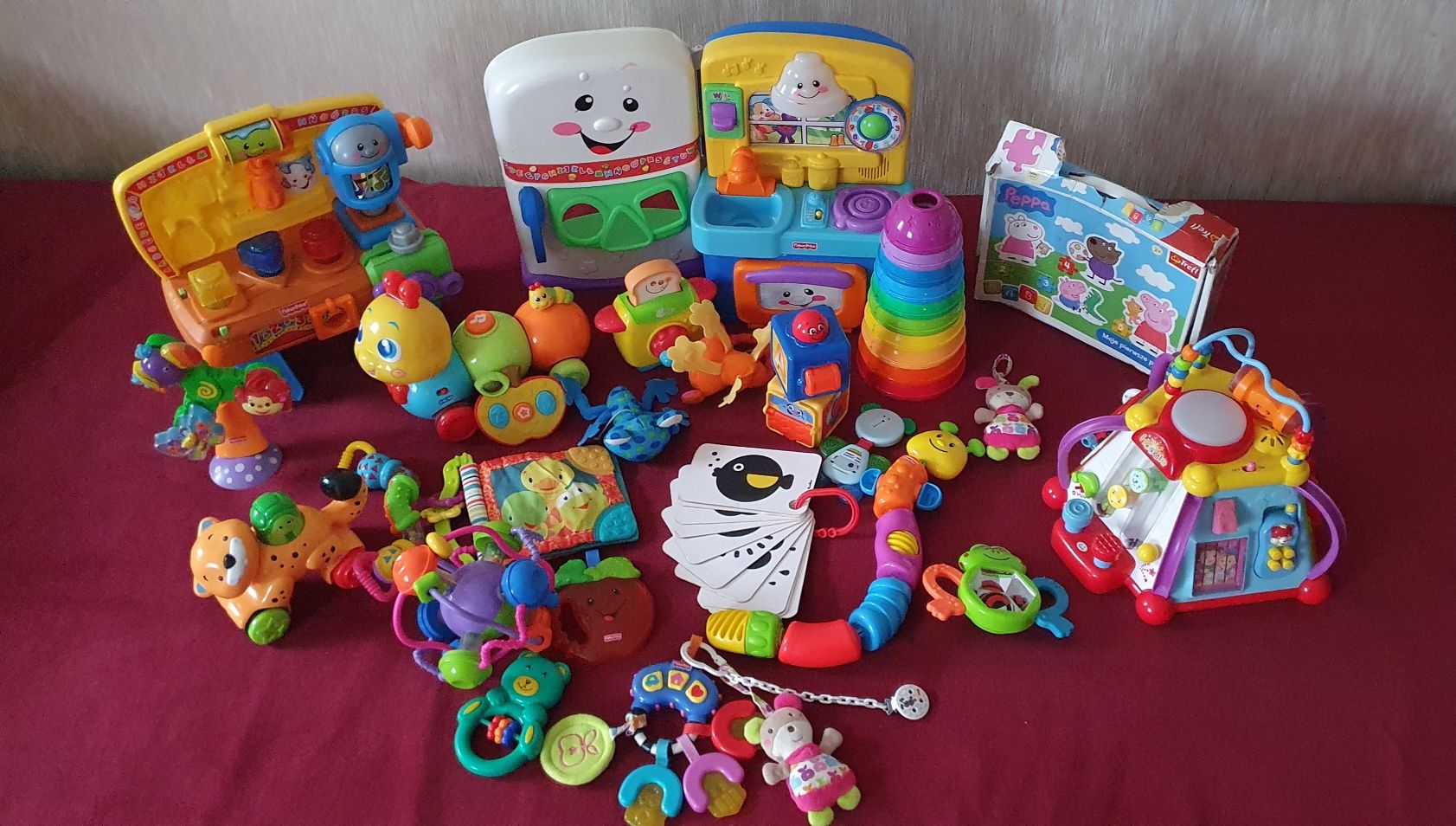 Zestaw zabawek dla dzieci- Fisher price i inne