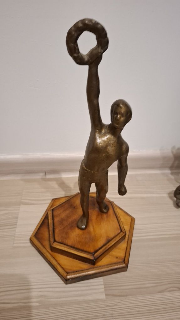 Figurka olimpijczyka