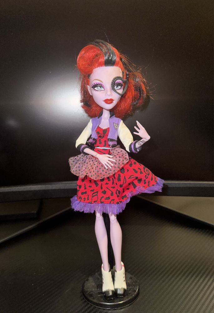 Operetta monster high