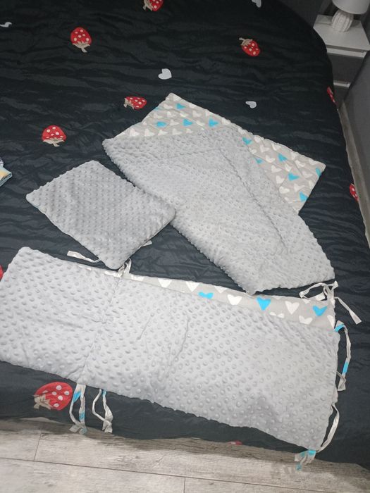 Zestaw pościeli minky do łóżeczka z ochraniaczem