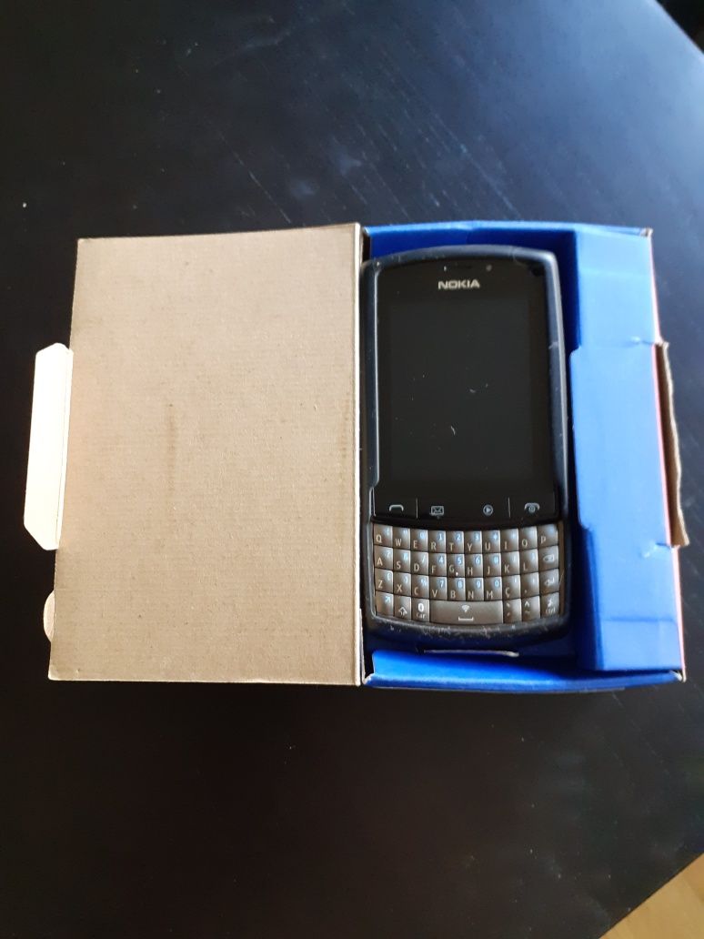 Nokia Asha 303 touch and type com caixa