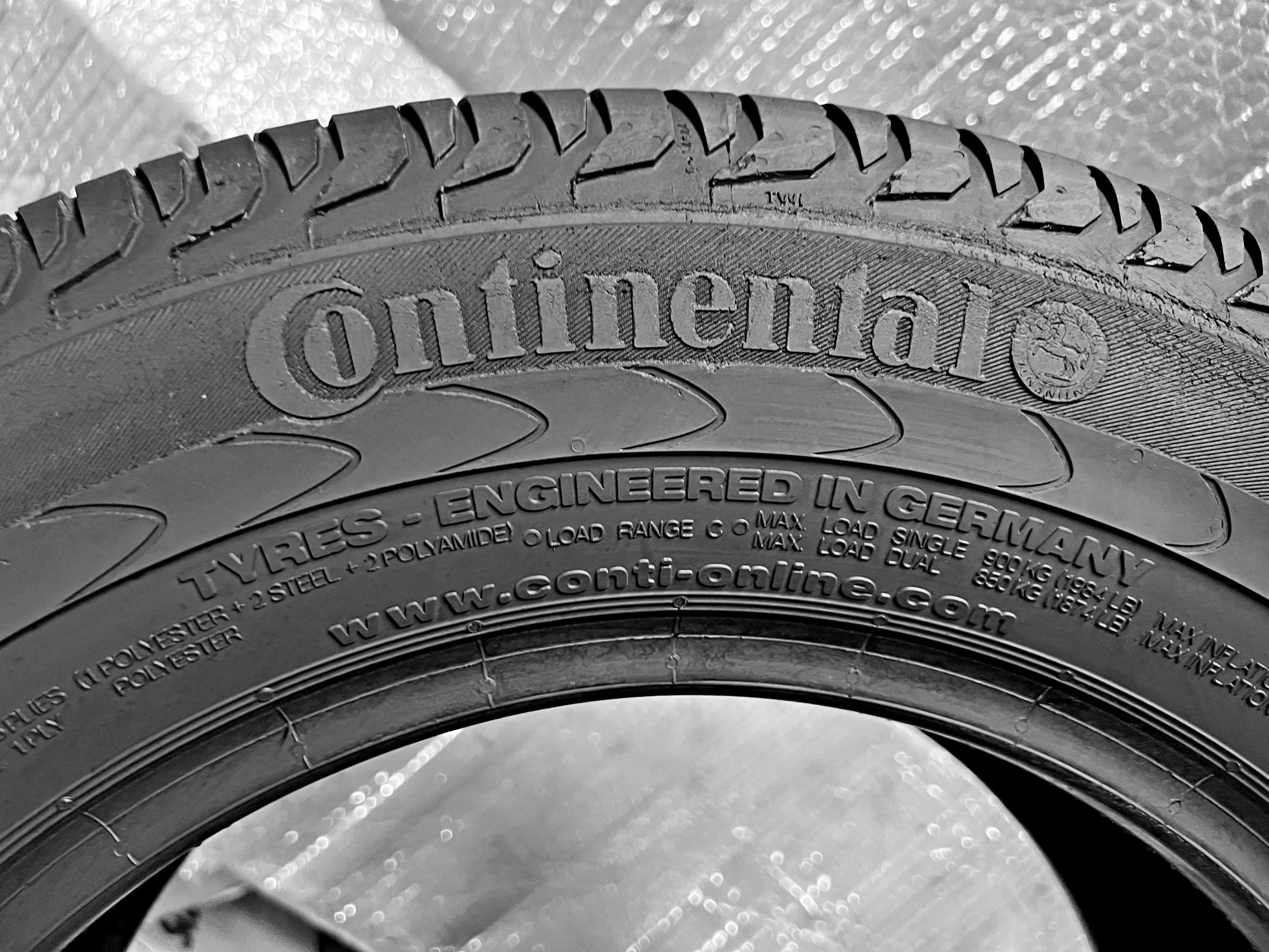 Шини Б/в 215.65.15с комплект Continental