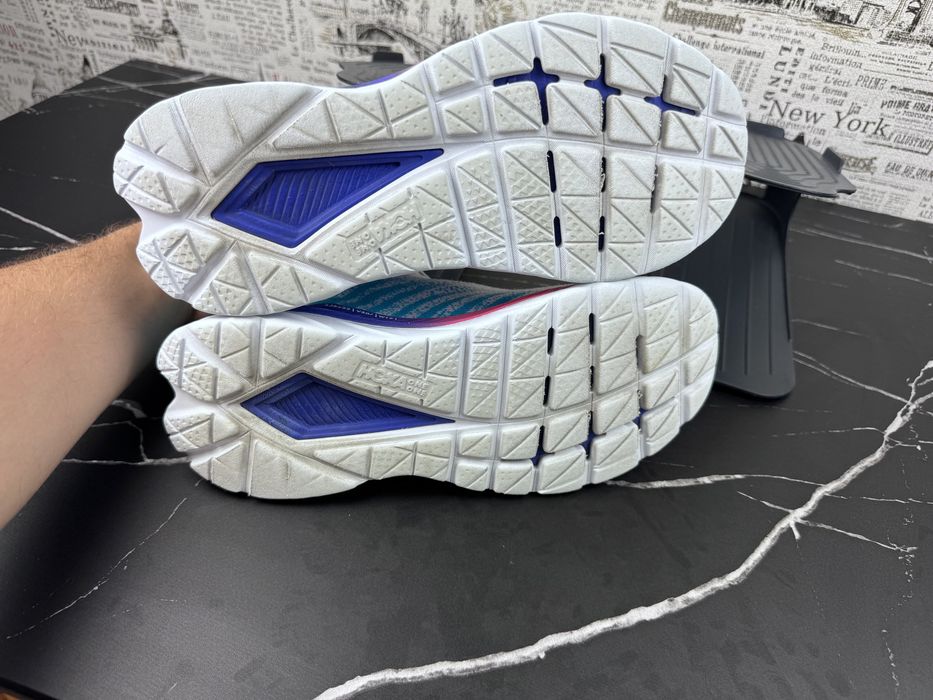 Оригінал ! 39 Розмір Кросівки Hoka One One Mach 5