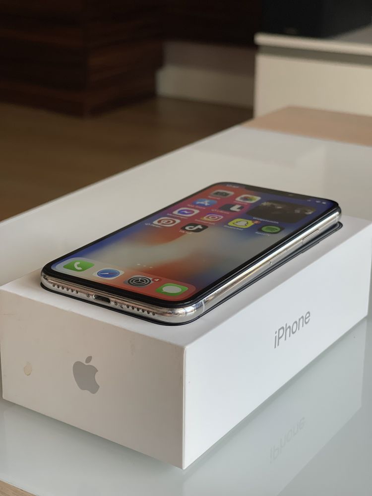 Iphone X 64 gb srebrny