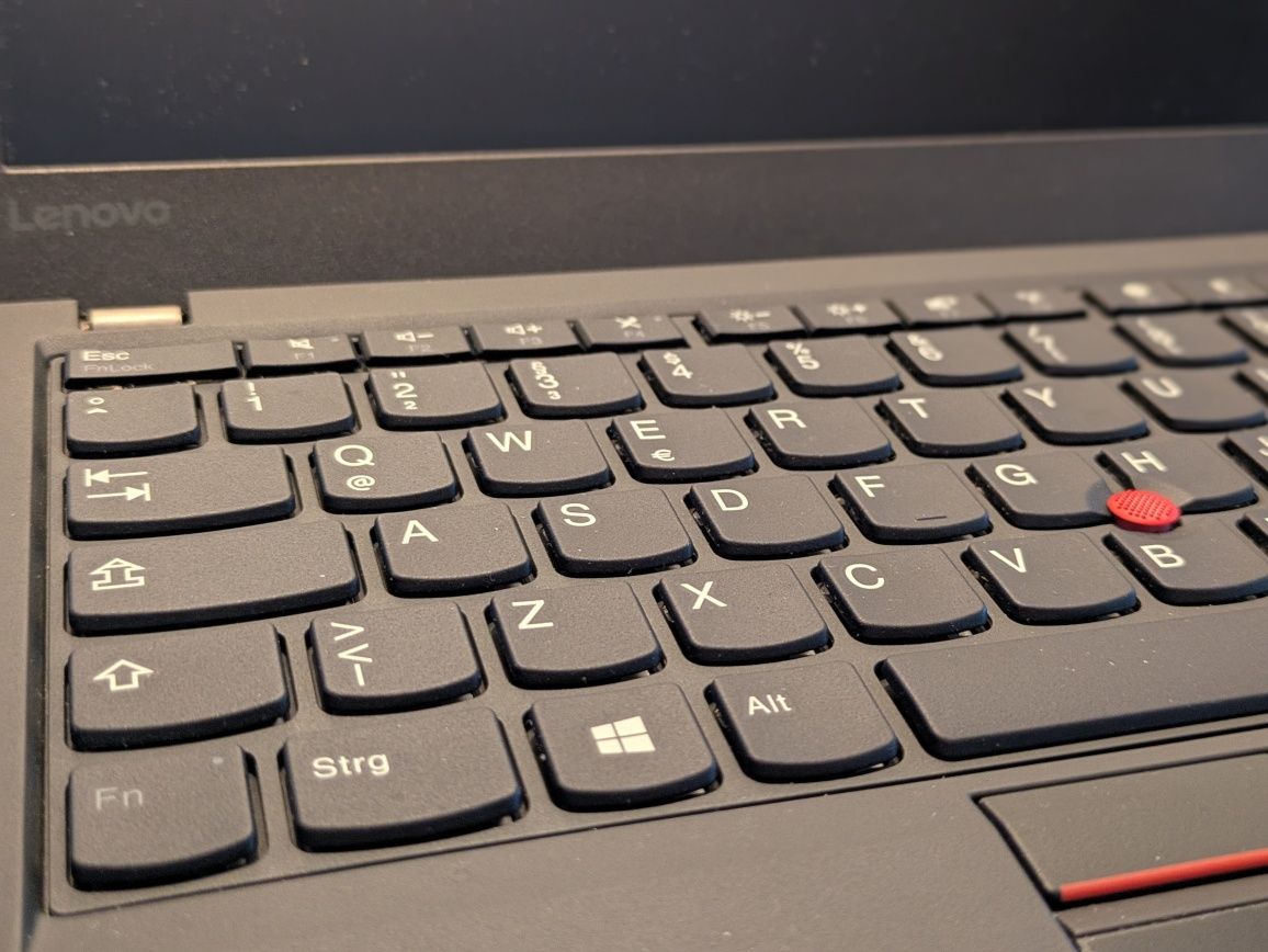 Portátil Lenovo X270