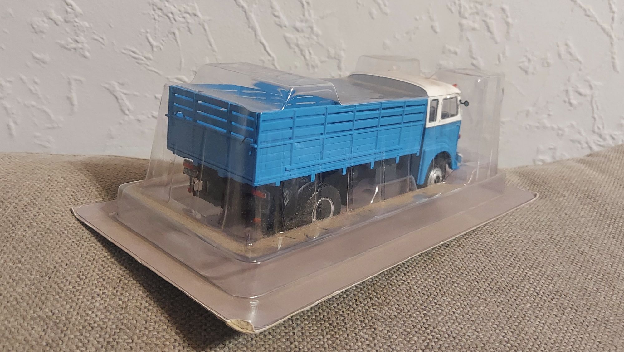 ŻUBR A80 - Kultowe Ciężarówki PRL - Model skala 1:43