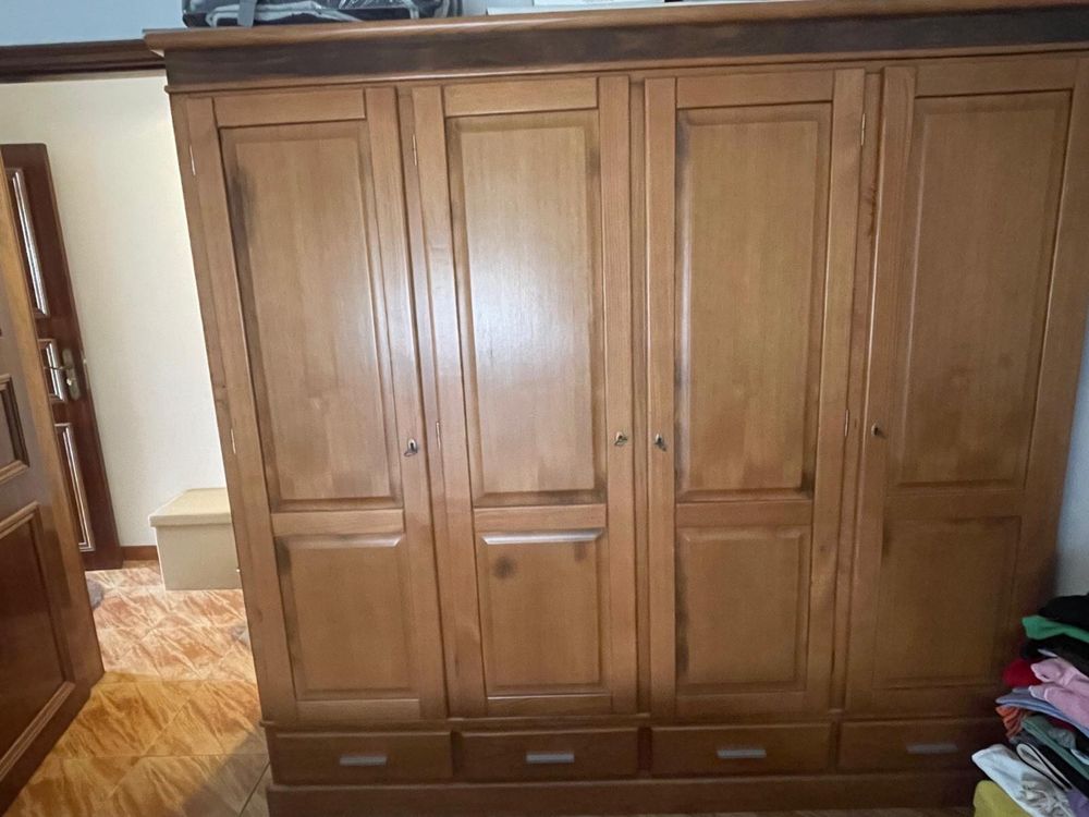 Quarto ompleto.