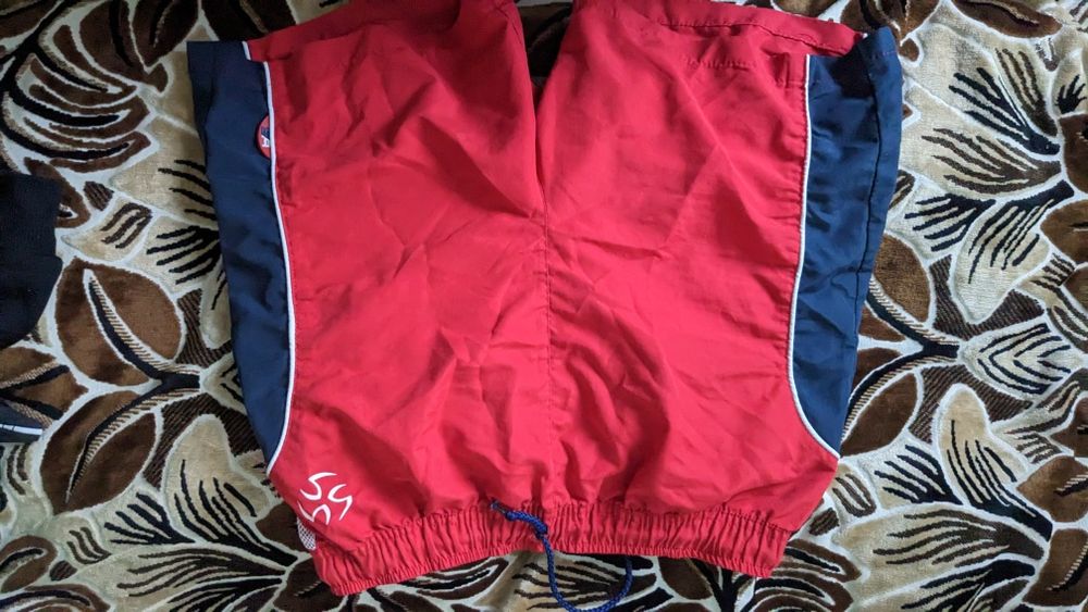 Спортивні шорти URB